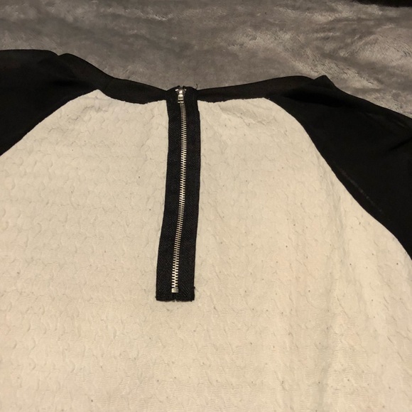 Rue 21 Top - Picture 5 of 5